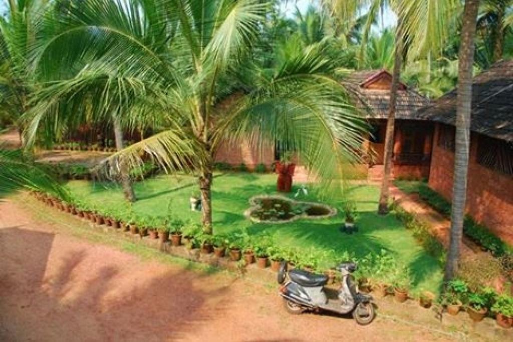 Pranav Beach Resort 坎努尔 外观 照片