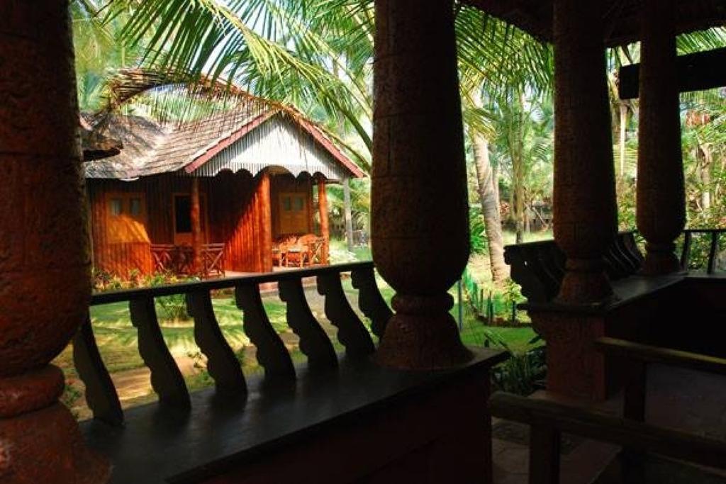 Pranav Beach Resort 坎努尔 外观 照片